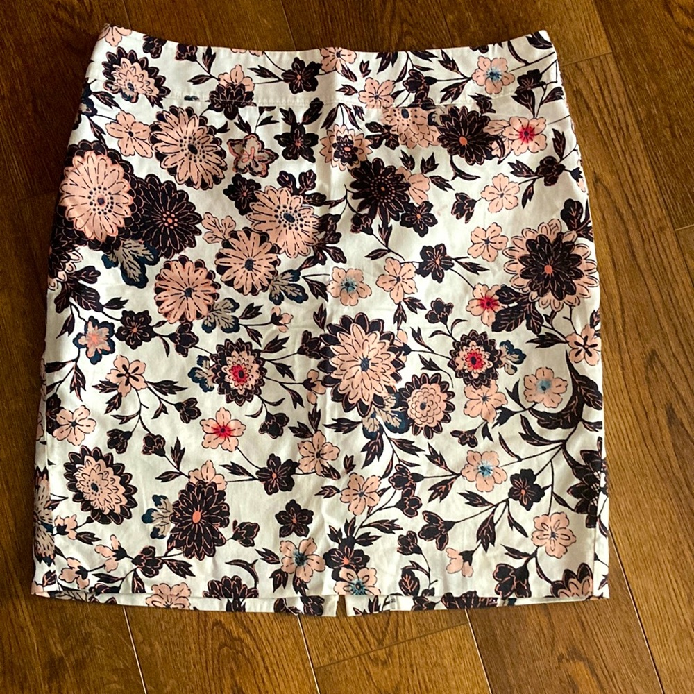 Loft paisley pencil skirt